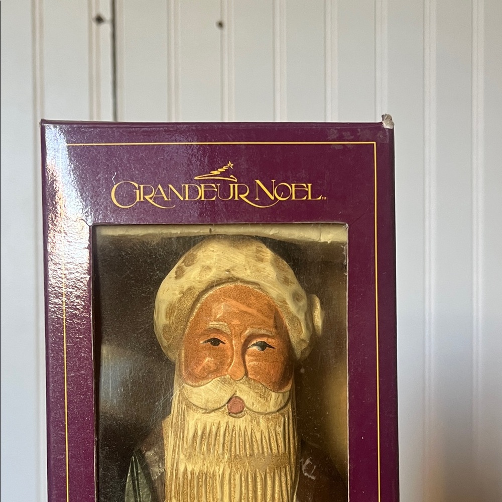 Grandeur Noel 1935 Collector's Edition Italian Santa in Box - Picture 3 of 9